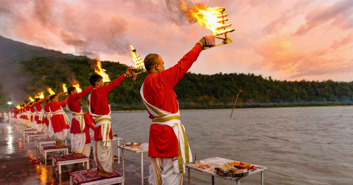 Evening aarti in Rishikesh