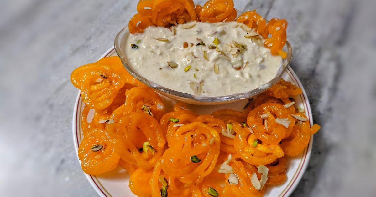 Rabri Jalebi Famous Sweets in Delhi