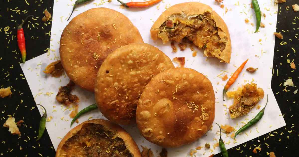 Pyaaz Kachori